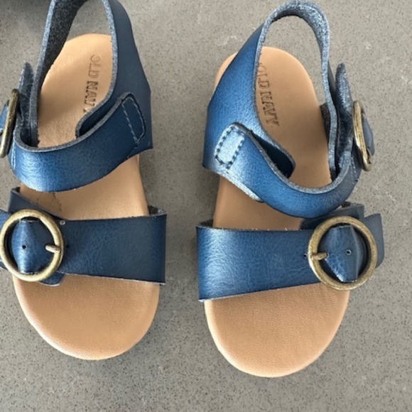 Gap/Old Navy Bundle Toddler Size 7 Sandals/Flats-Excellent Condition! - Picture 3 of 13
